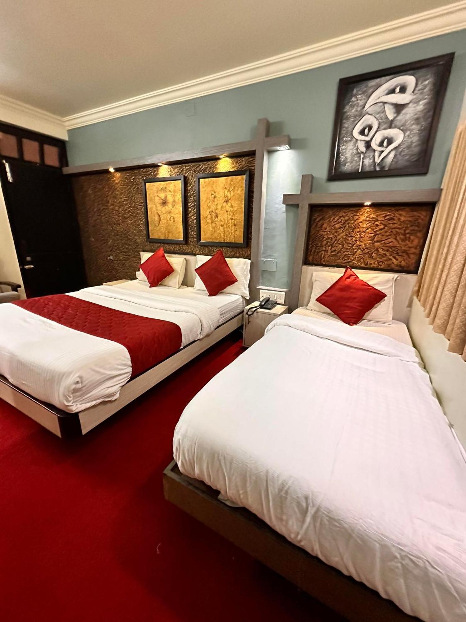 City Palace Hotel Ooty Eksteriør billede